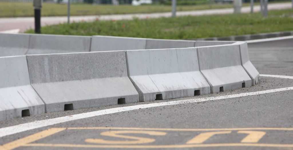 jual Road Barrier Beton, pabrik Road Barrier Beton, supplier Road Barrier Beton